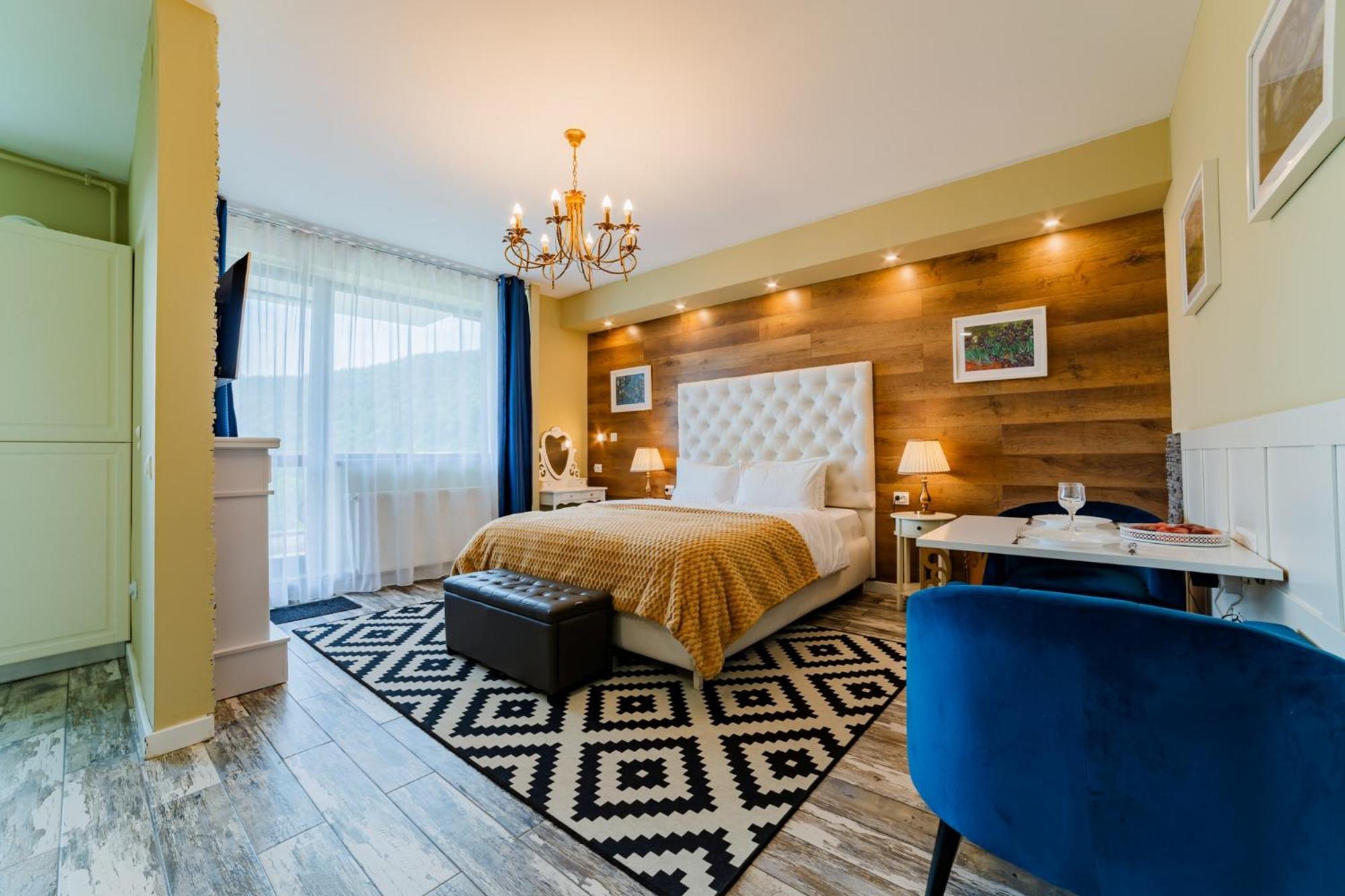 Romantic Jacuzzi Chic Apartment Σινάια Εξωτερικό φωτογραφία